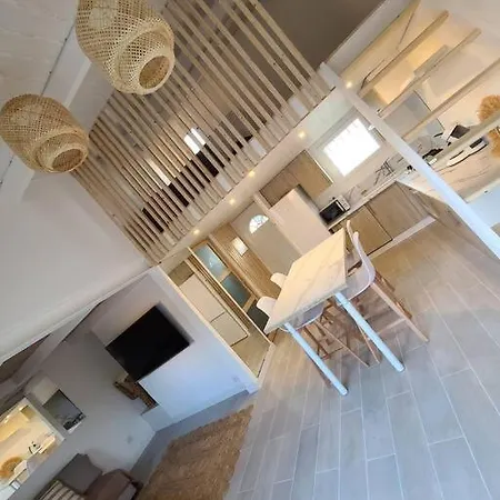Maison Pleine De Charme Avec Grand Jacuzzi Prive * 아그